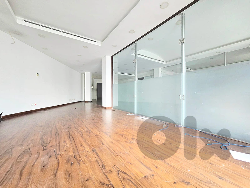RAO26-5384 Office for Rent in Downtown | 230 sqm