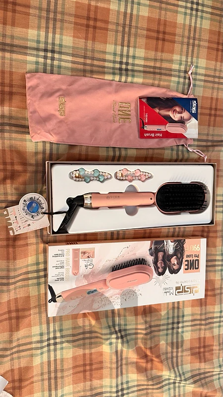 pro hair brush Straightener d5p in very good condition