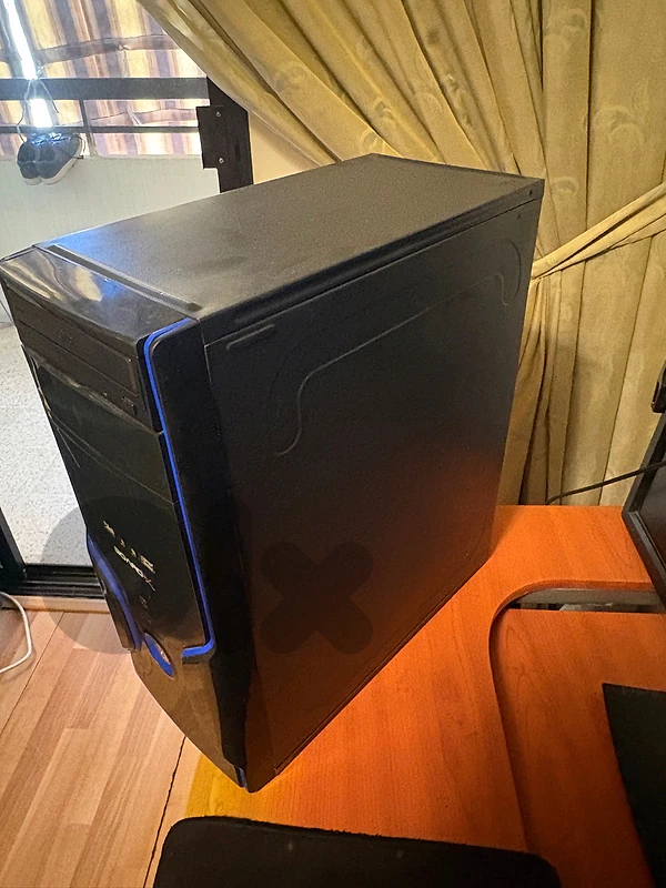 case computer used lik new