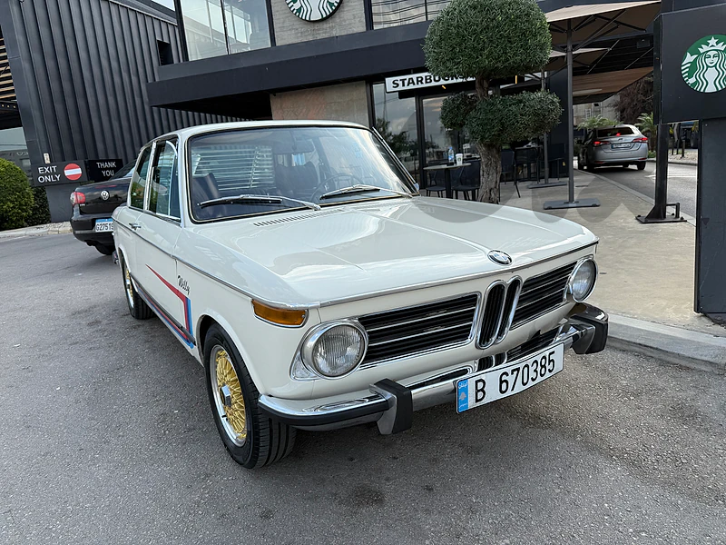 BMW 2-Series 1973 bmw 2002 contact: 70950502 only serious buyers 23k$