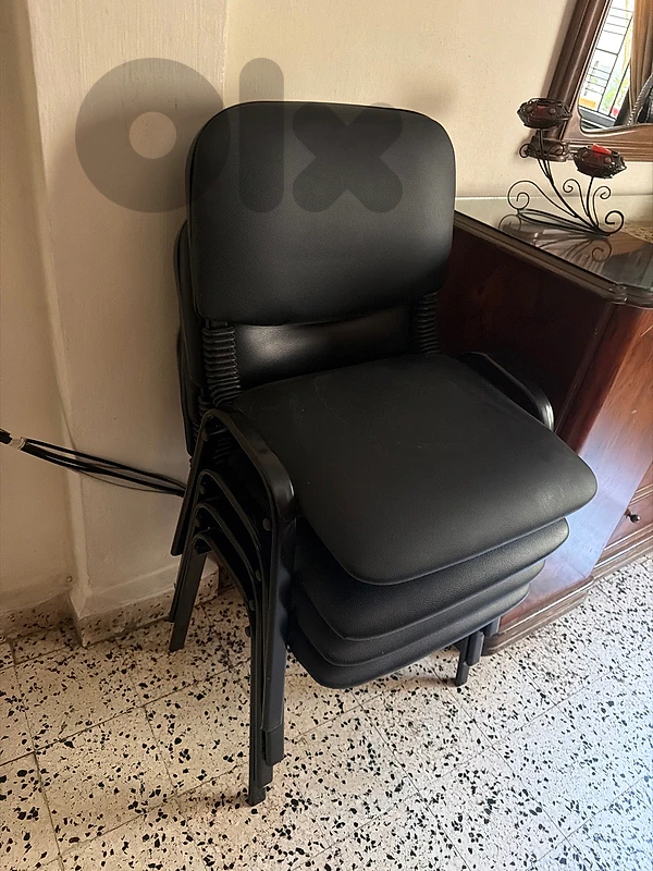 10 Office Chairs