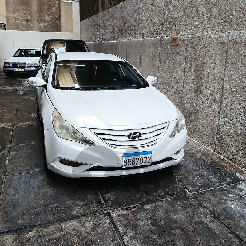 Hyundai Sonata 2011