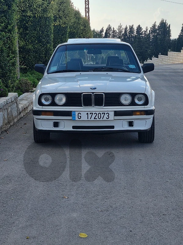 BMW 3-Series 1988 e30