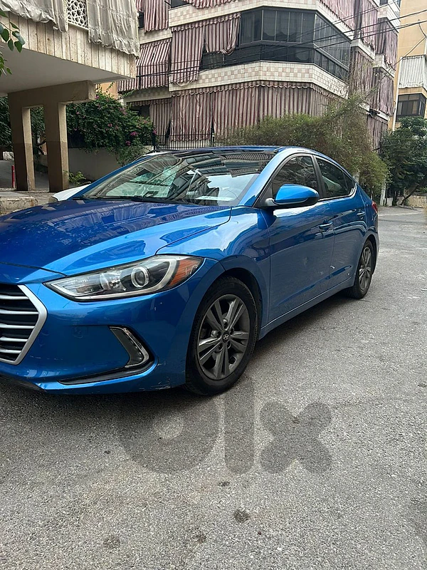 Elantra 2017 Price: 9500$ Call: 81011330