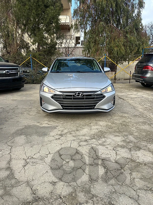 Hyundai Elantra 2019