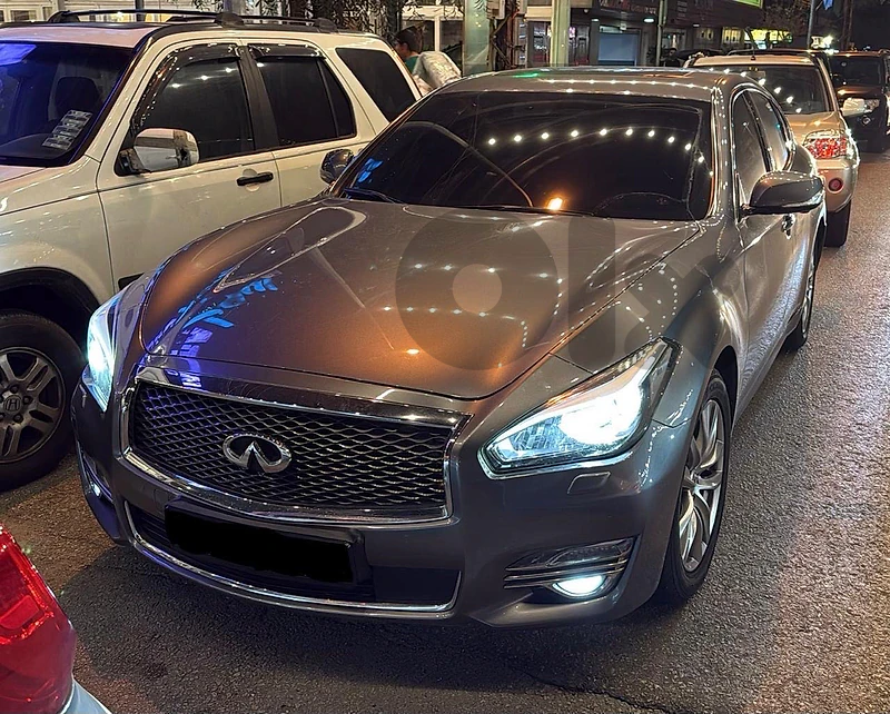 Infiniti Q series 2016 Q 70