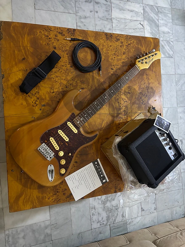 package electric guitar amp