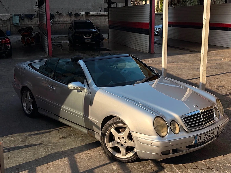 Mercedes-Benz CLK-Class 2000