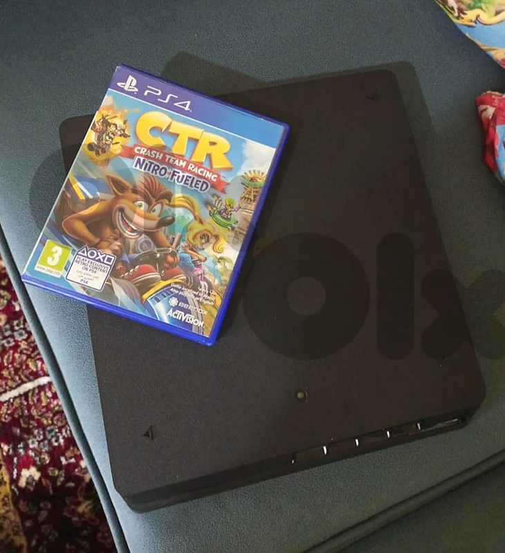PS4 SLIM