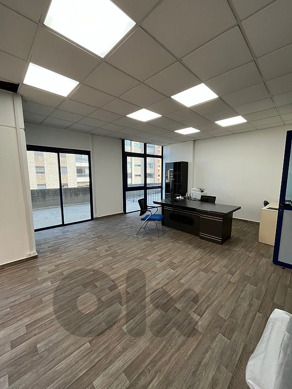 Office 90m2 For rent near ALFA Towers - مكتب للإيجار الدكوانة