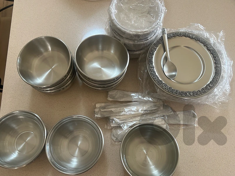 set of 12 bowls ,12 plates and 12 spoons