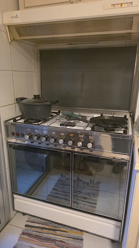OVEN FOR SALE