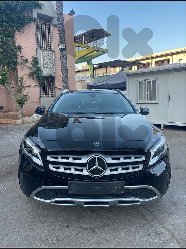 Mercedes-Benz GLA-Class 2018 gla class one owner