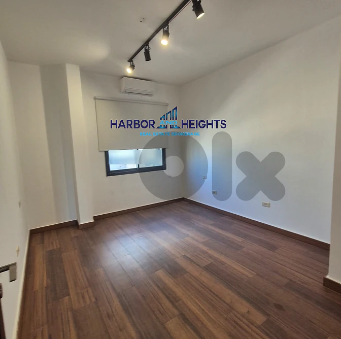 Office for Rent in Gemmayzeh - مكتب للإيجار في الجمّيزة