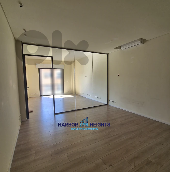 Office for Rent in Gemmayzeh - مكتب للإيجار في الجمّيزة