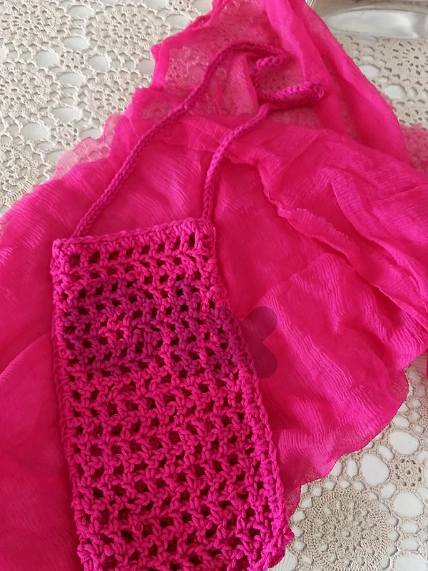 Crochet bag for cellular or different uses