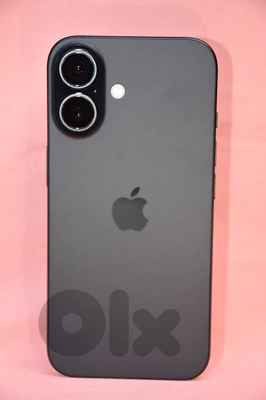 iphone 16 with cover orginla by apple