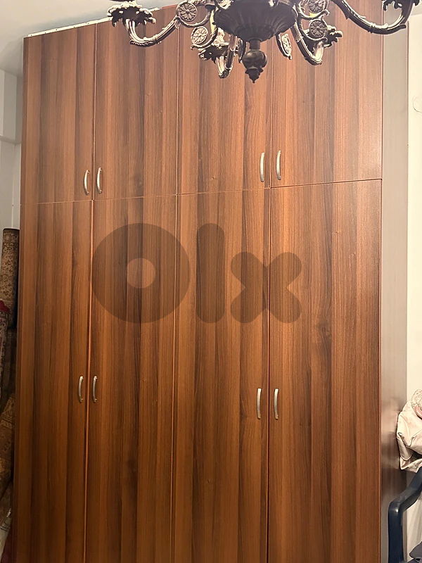 huge bedeoom closets