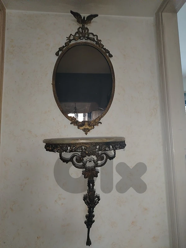 vintage console and mirror
