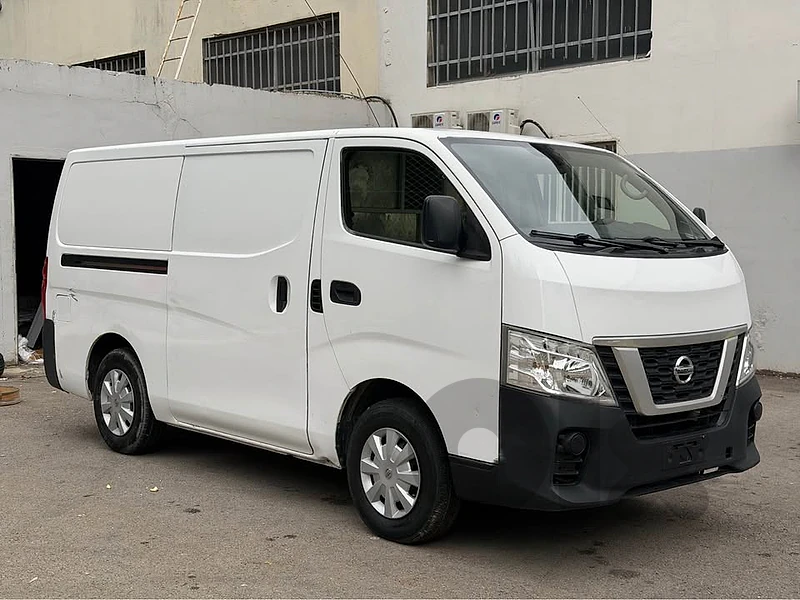 Nissan urvan 2019