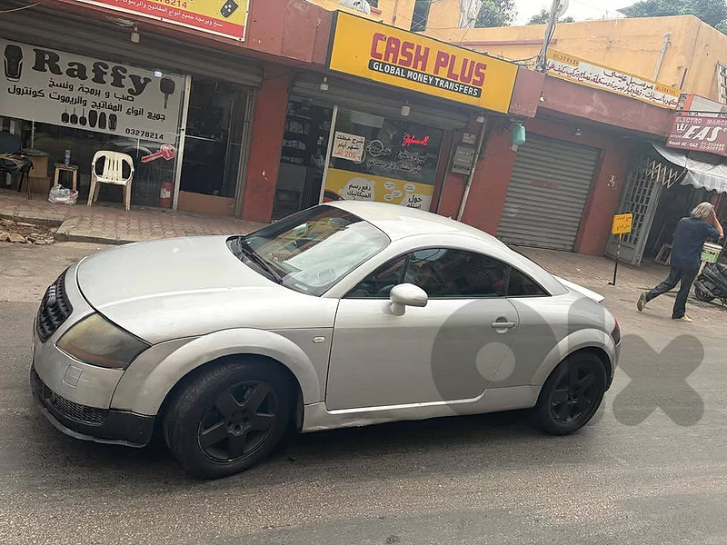 Audii tt	2000