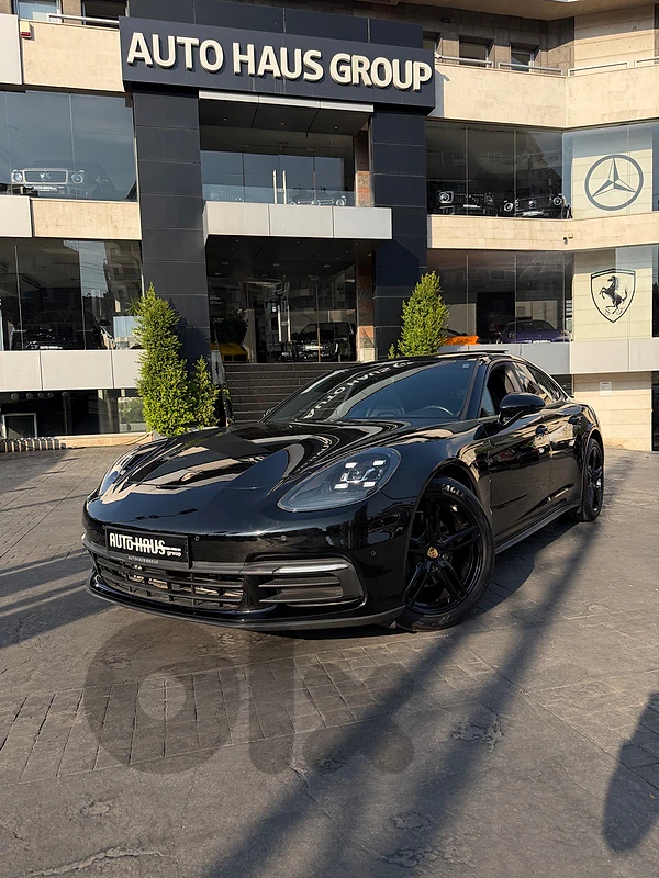 PORSCHE PANAMERA 4 2018 !!!! 70,000 MILES - UNDER OFFER