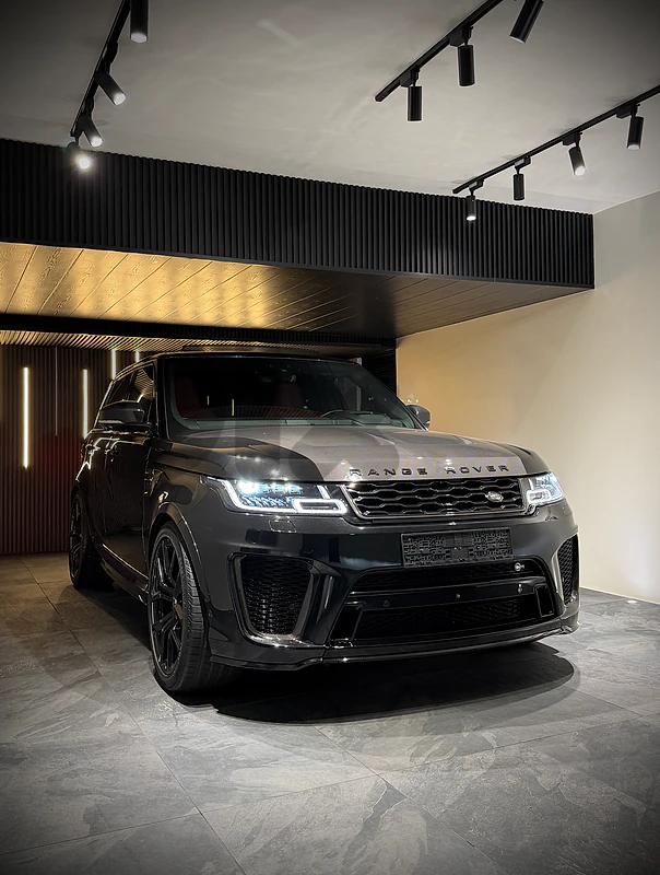 2020 Range Rover Sport SVR Carbon Edition