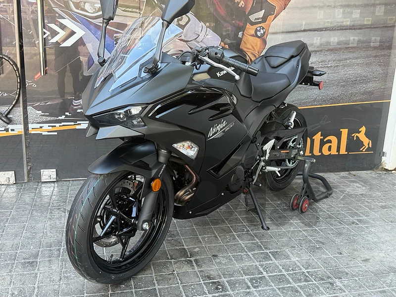 kawasaki ninja 500 black edition 2026