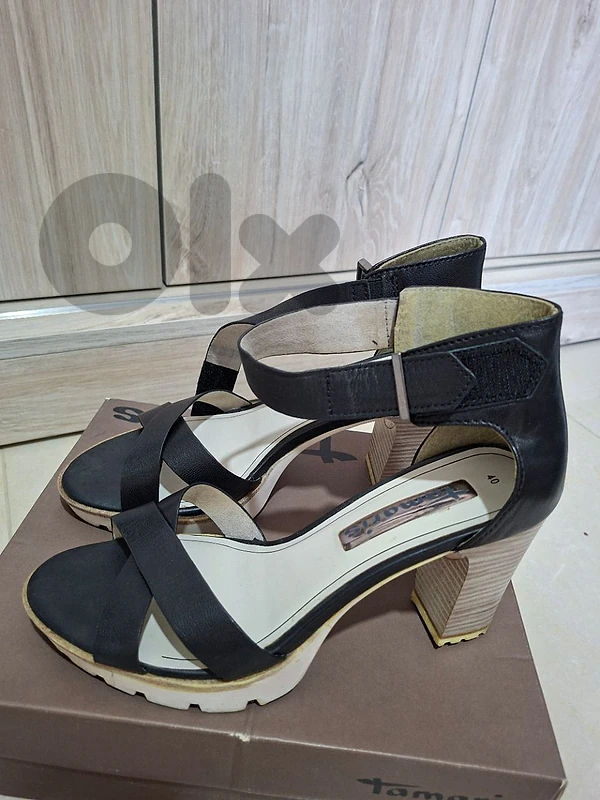 Tamaris Black Block Heel Sandals