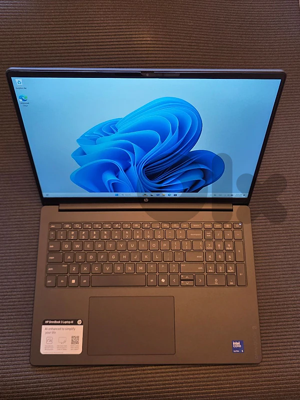 BRAND NEW HP OMNIBOOK 3 ULTRA 5 WITH 16"TOUCH SCREEN