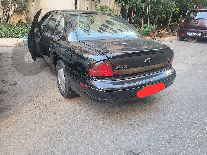 Chevrolet Lumina 1998