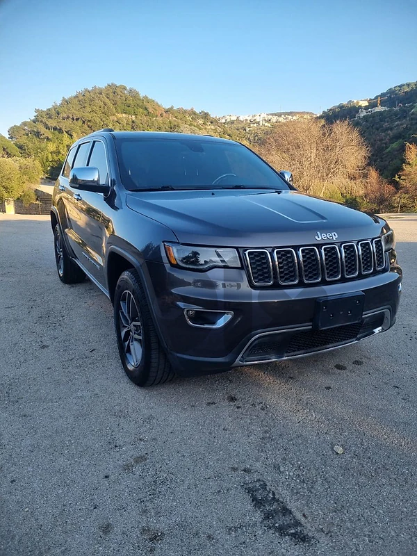 Nissan Murano 2005 jeep Grand cherokee limited plus 2017 clean carfax