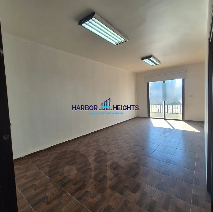 Office for Rent in Gemmayzeh - مكتب للإيجار في الجميزة Office for Rent in Gemmayzeh - مكتب للإيجار في الجميزة