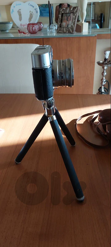 Camera  Voigtlander vintage 1960 with vintage stand Rowi