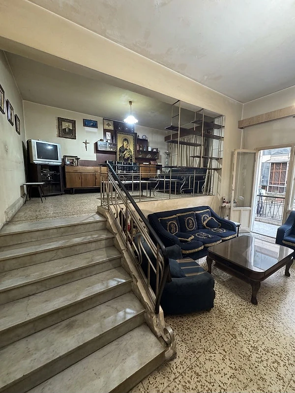 carré d’Or Achrafieh — Split-Level 240 sqm Apartment with 4m Ceilings