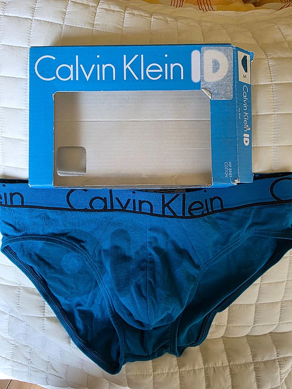 calvin klein brief size small