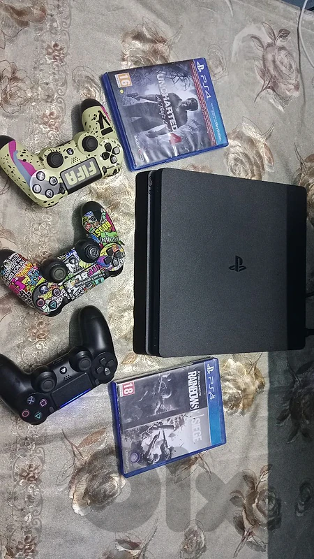 Ps4 slim