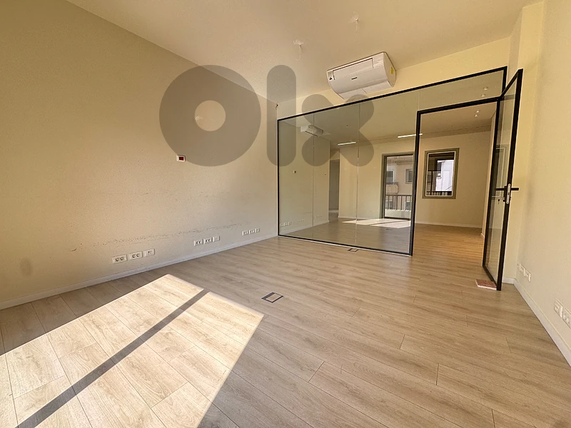 Unfurnished Office for Rent in Saifi MQOA79