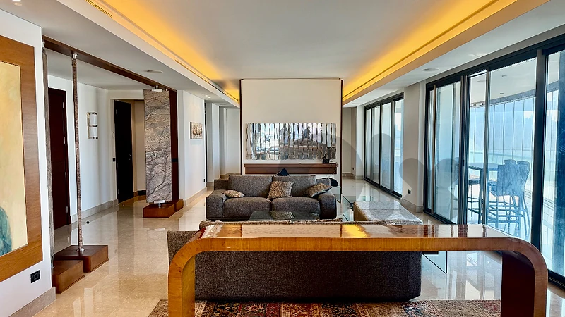 Furnished 4-Bedroom Apartment for Sale in Downtown Saifi MQHH0109