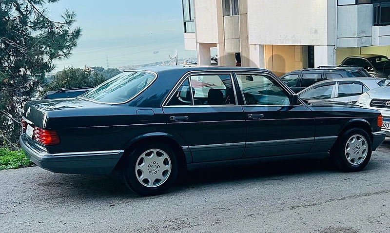 Mercedes-Benz 1991 SE300