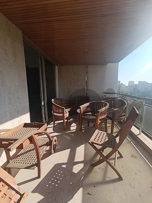 Semi-Furnished Apartment in Zalka شقة شبه مفروشة للبيع في الزلقا