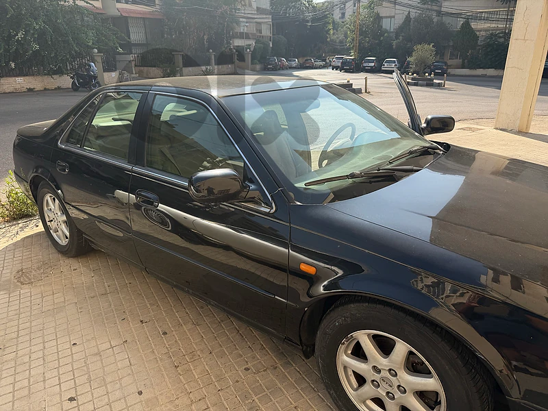 2000 Cadillac STS 4.6L V8 – Automatic – 158,000 km