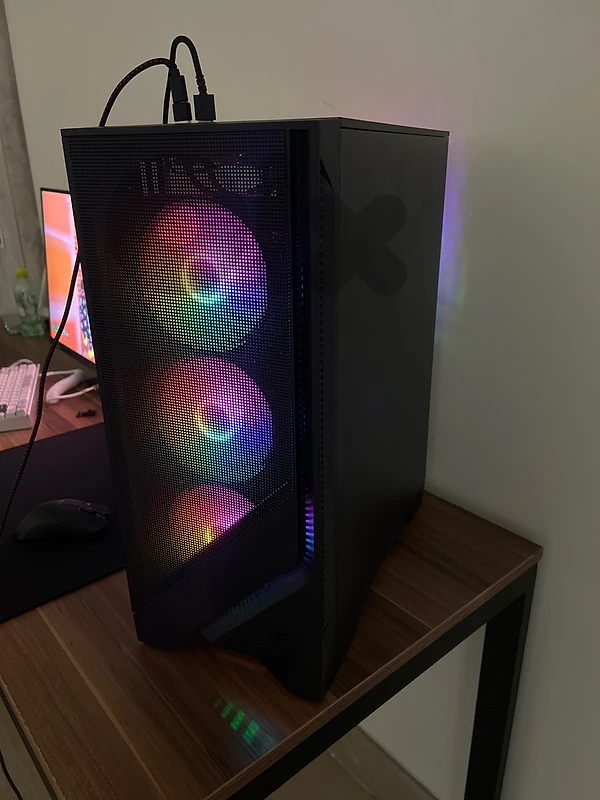 I9 14900KF PC.