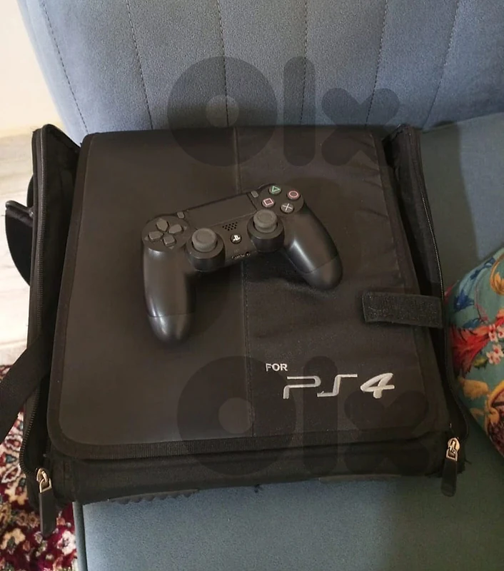 PS4 SLIM