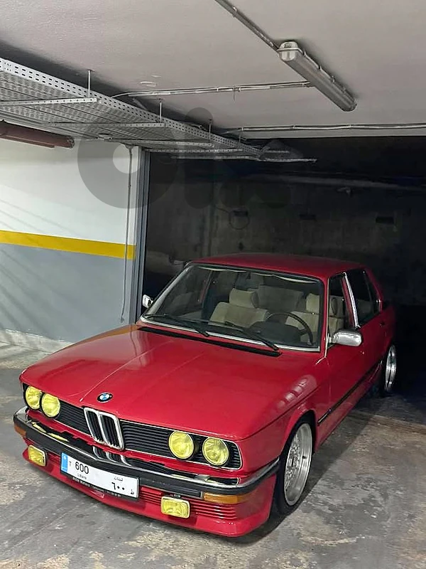 BMW E12 525 1977