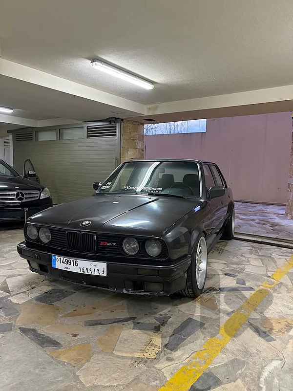 BMW E30 1986