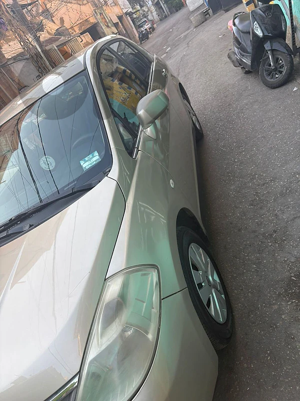 Nissan Tiida 2010