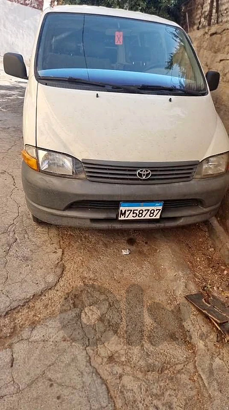 Toyota 2001