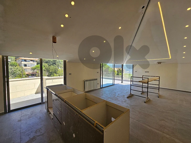 Modern 130SQM rooftop apartment in Baabdat for sale