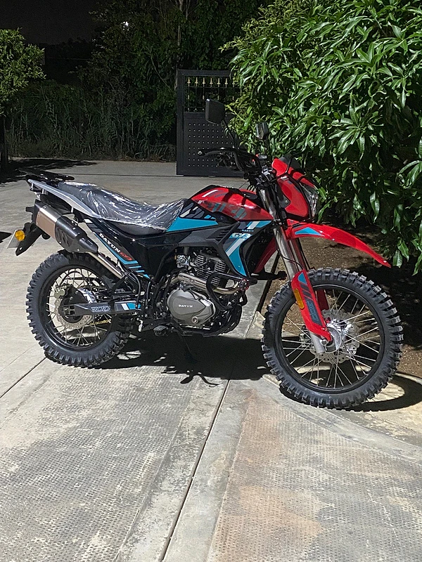 motor cross 300cc  still new
